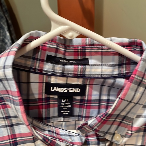 Lands’ End 16-16.5 L/T Tailored Fit No Iron Twill Men’s Button Down Shirt - Picture 3 of 3